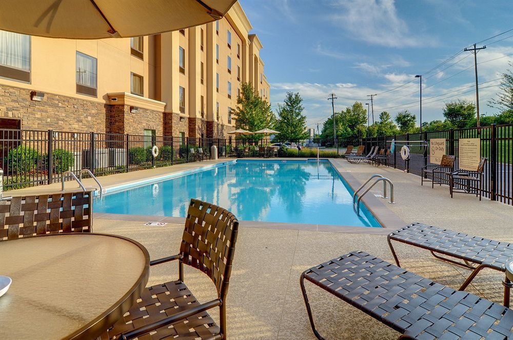 Hampton Inn & Suites Nashville At Opryland Exterior photo